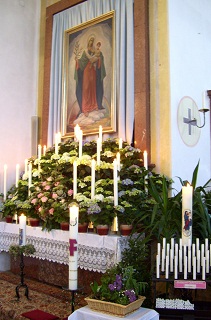 Foto vom Maialtar in unserer Kirche St. Wolfgang